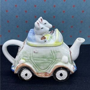 Vintage Mice Car Teapot